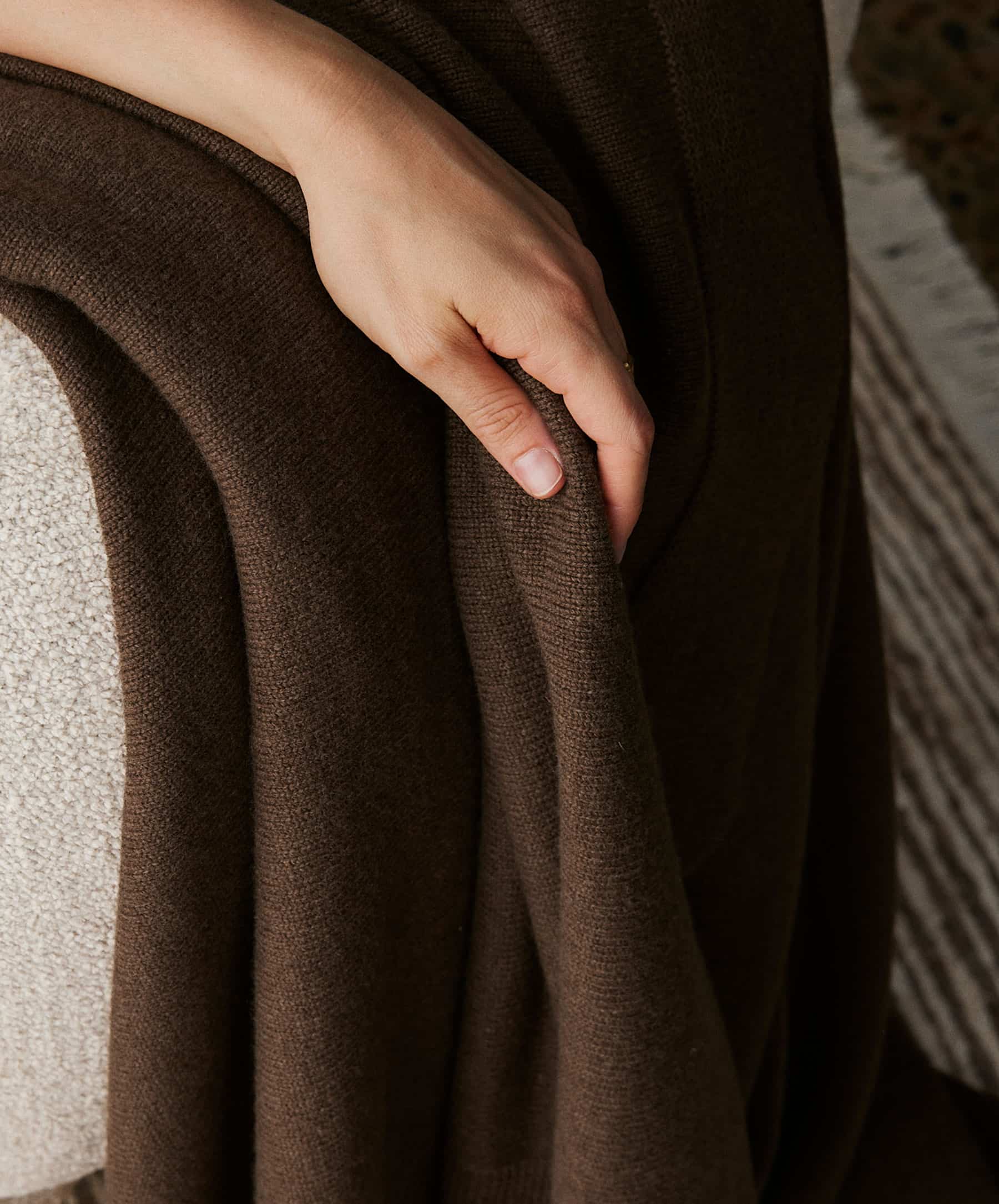 100% NZ Merino Wool Throw - Truffle - Image 4