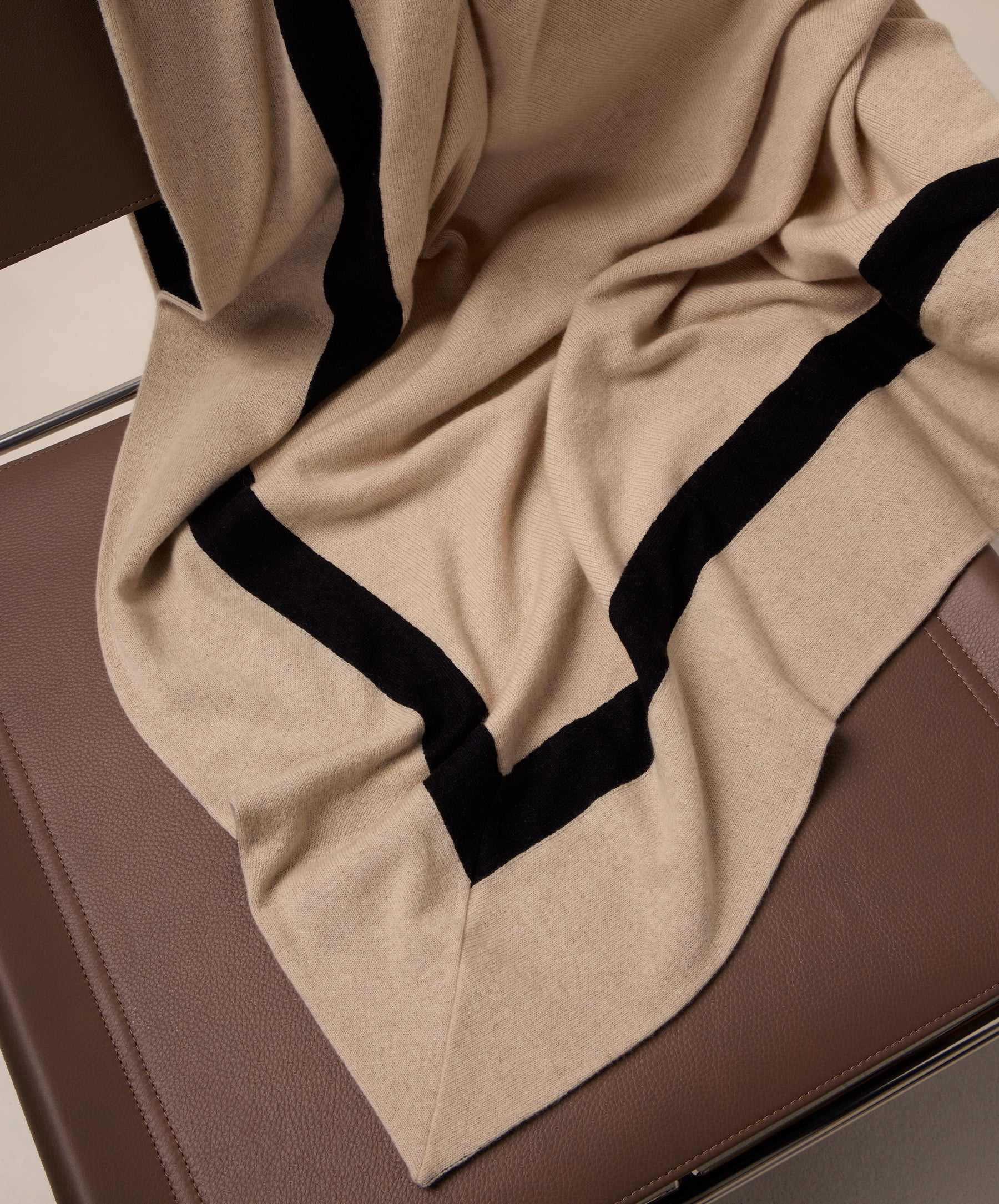 Aria Cashmere Throw - Image 3