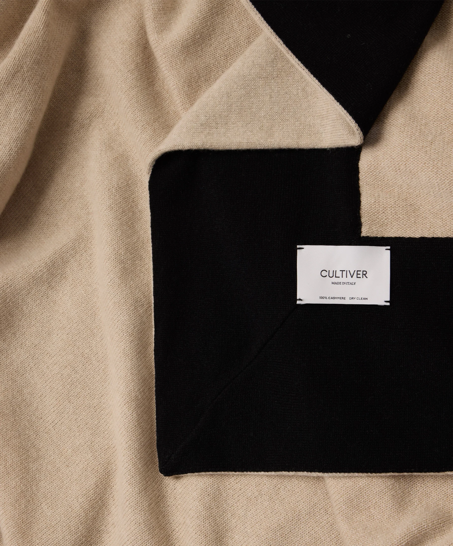 Aria Cashmere Throw - Image 4