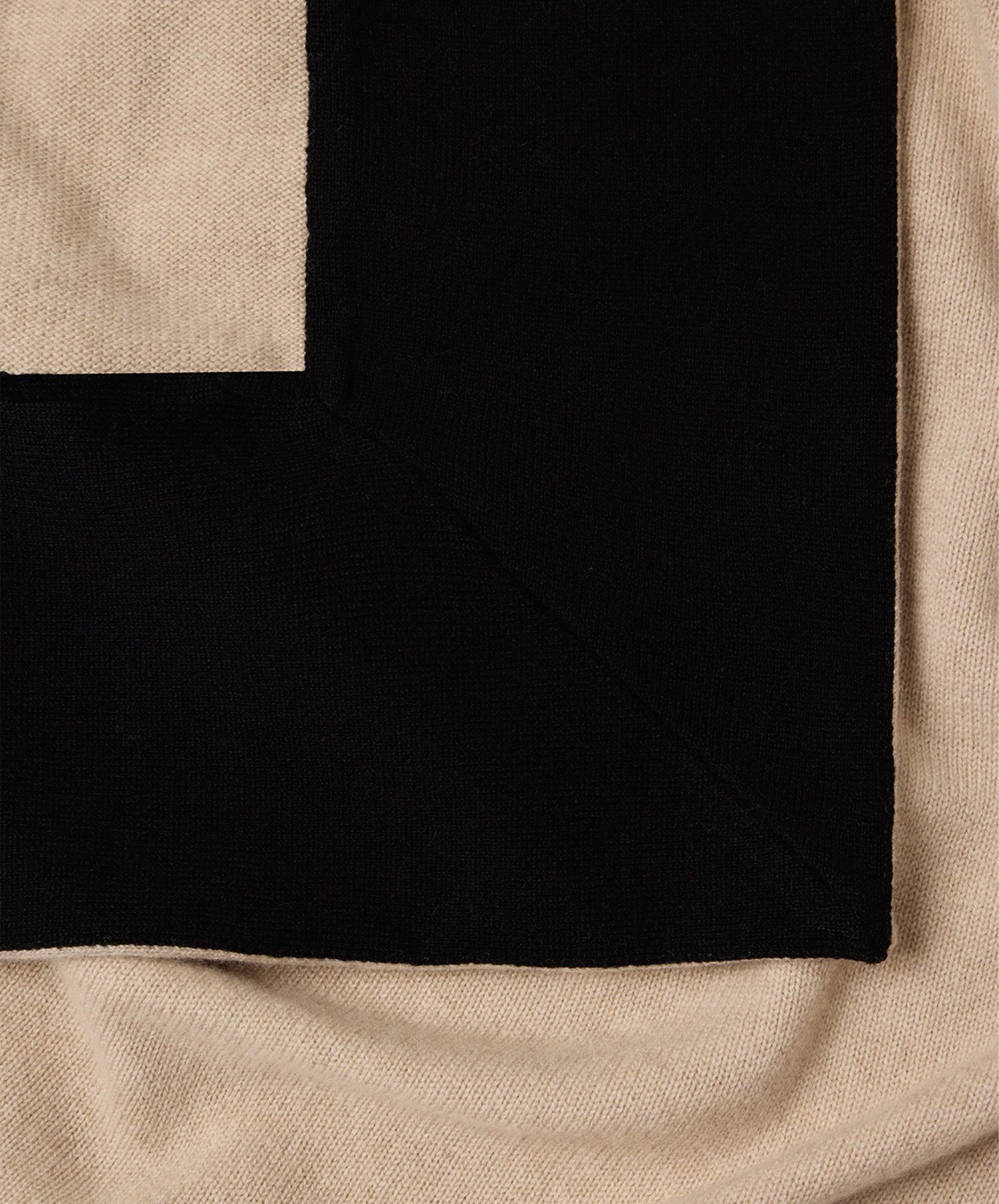 Aria Cashmere Throw - Image 6