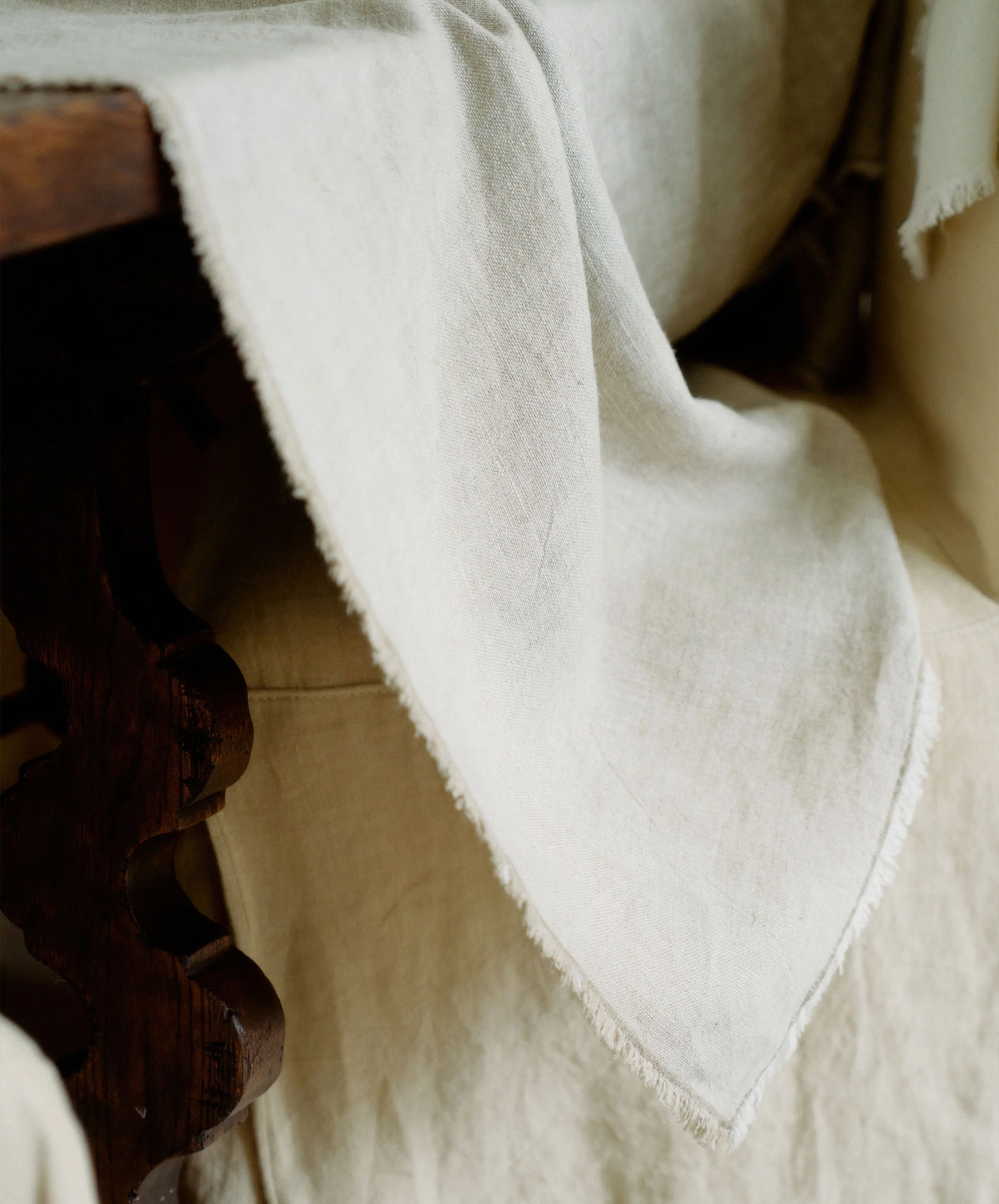 Fia Frayed Edge Tablecloth - Natural - Image 4
