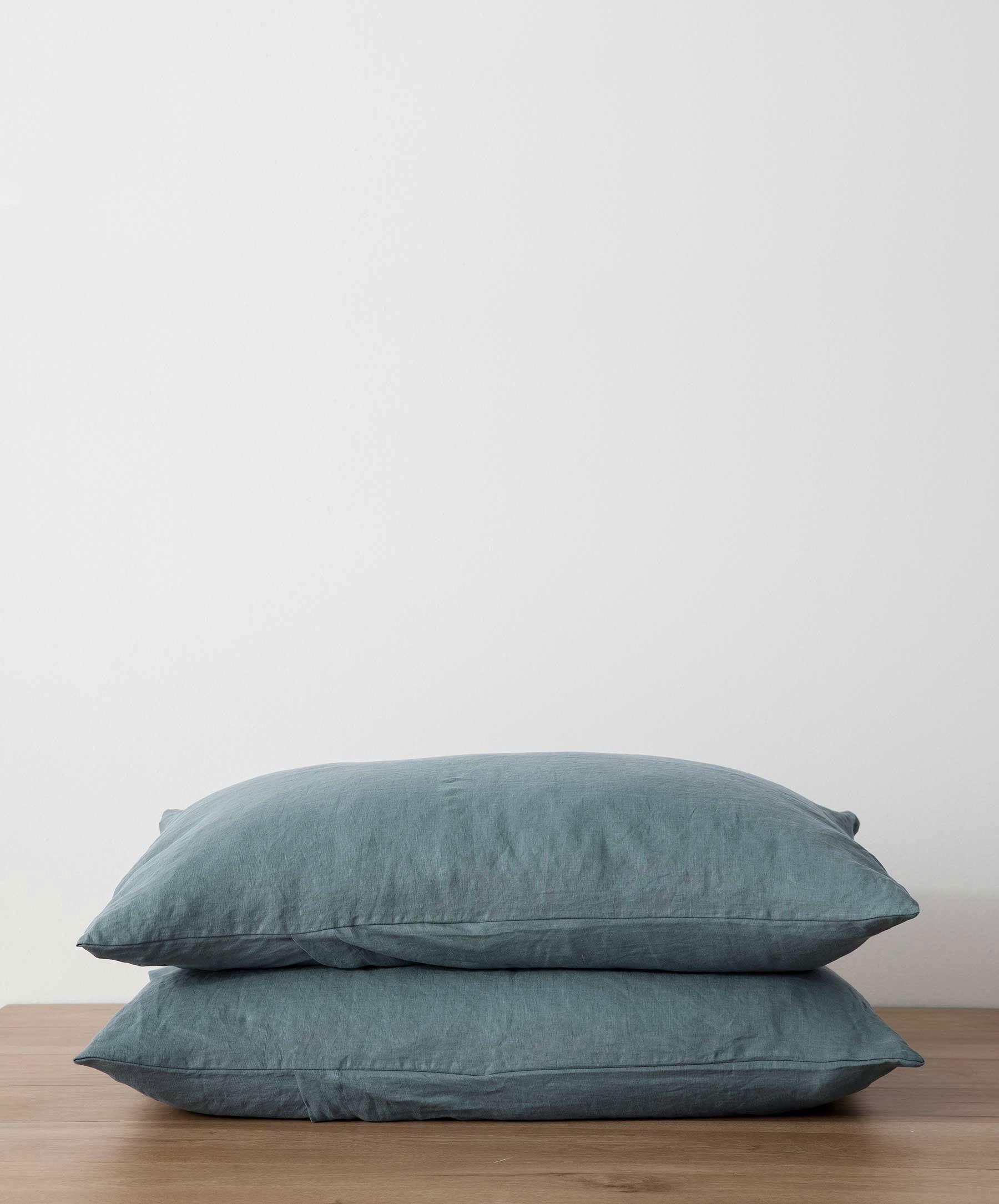 Linen Sheet Set with Pillowcases - Bluestone - Image 6