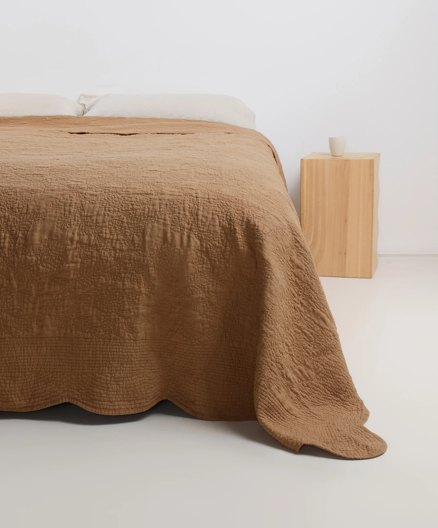 Willow Embroidered Quilt - Nutmeg - Image 3